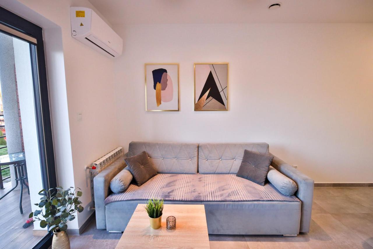 Apart-House يونيجوو المظهر الخارجي الصورة
